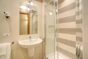 Floor Navona Πανσιόν 4*