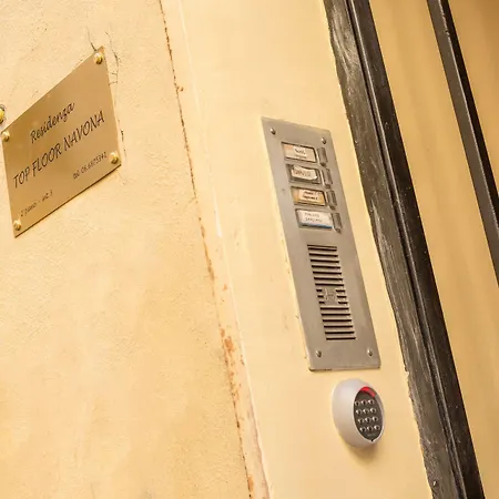 Konukevi Floor Navona 4*