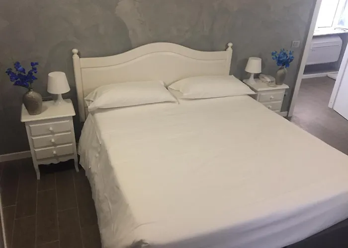 Floor Navona Рим