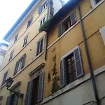 Floor Navona